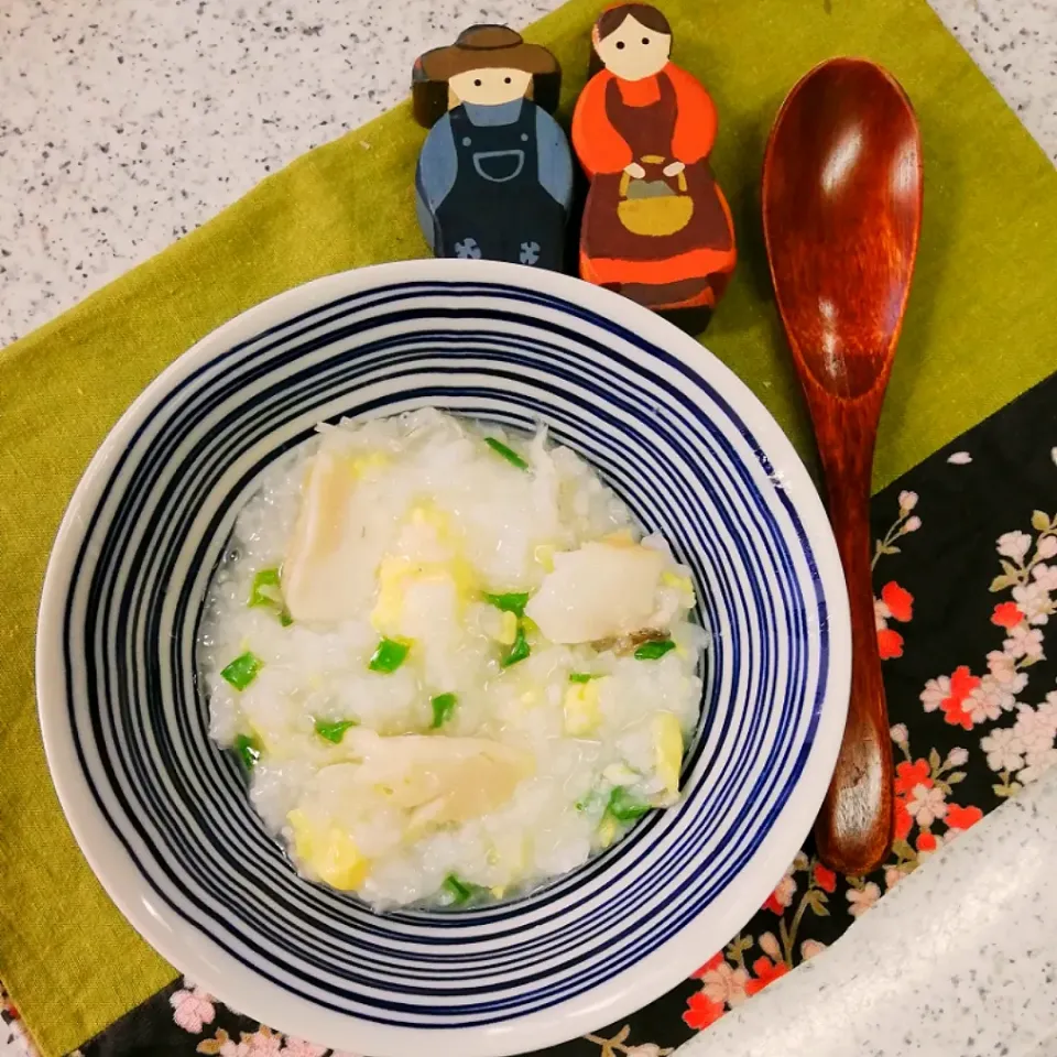 まとう鯛入りしらす卵粥😊|naonaomimichanさん