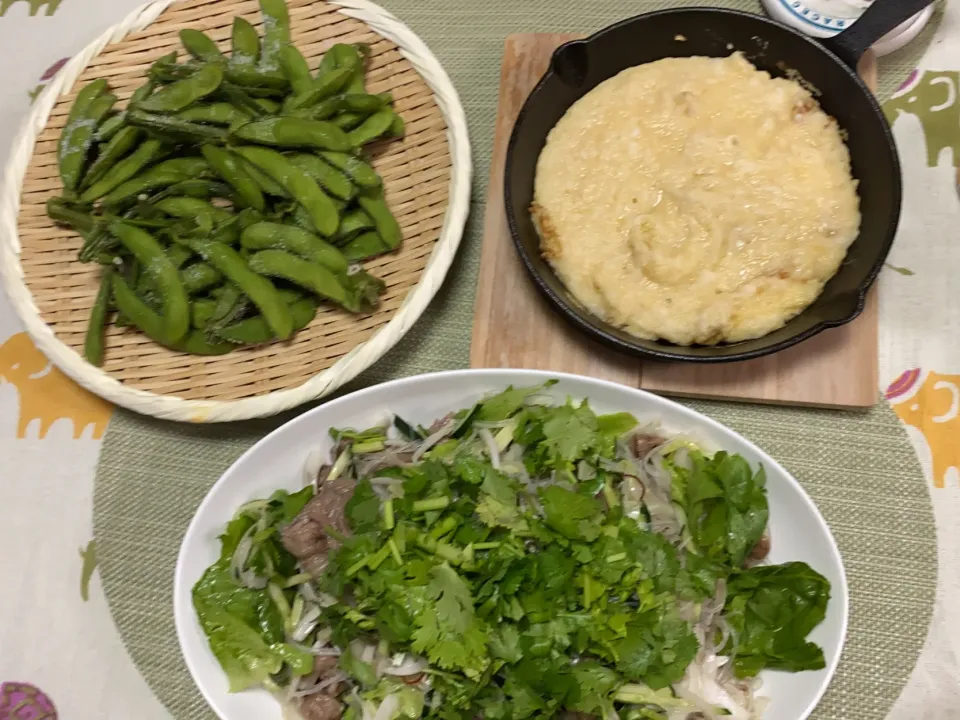 牛肉と春雨のタイ風サラダ、長芋焼き、枝豆|peanutsさん