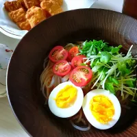 お昼はツルっと盛岡冷麺🍜|みやこさん