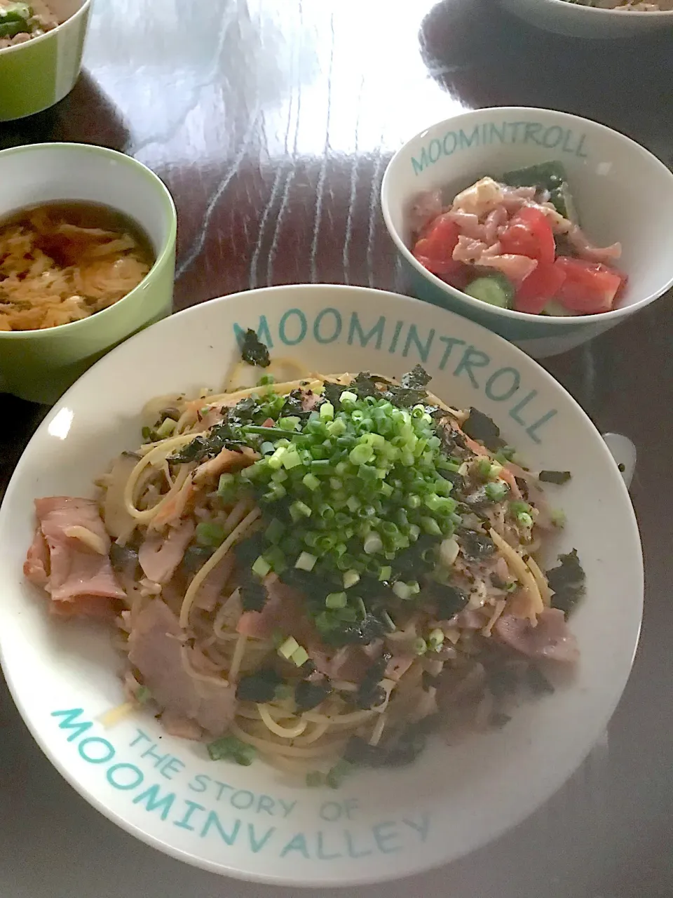 Snapdishの料理写真:きのことベーコンの和風パスタな晩御飯|ちーさん