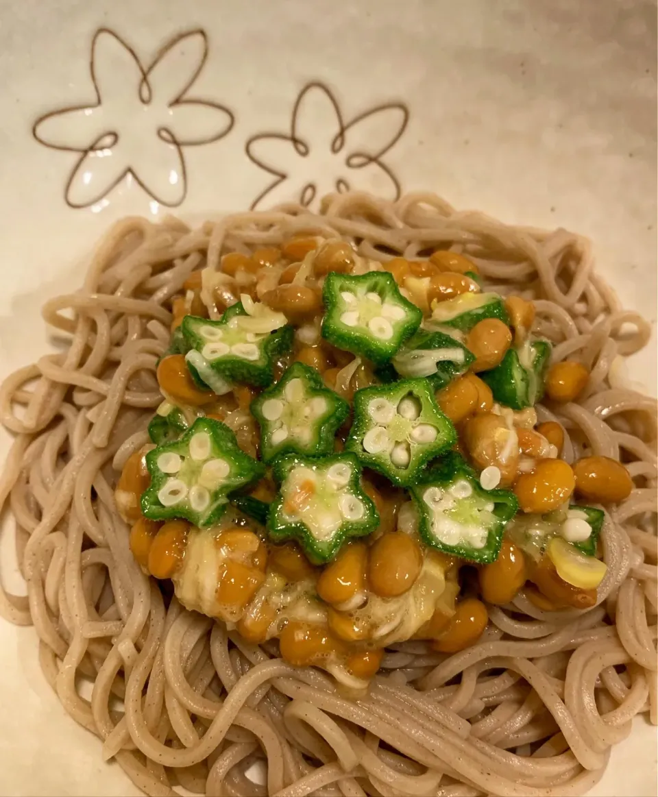 Snapdishの料理写真:⭐️冷やし納豆蕎麦⭐️|みっこちゃんさん