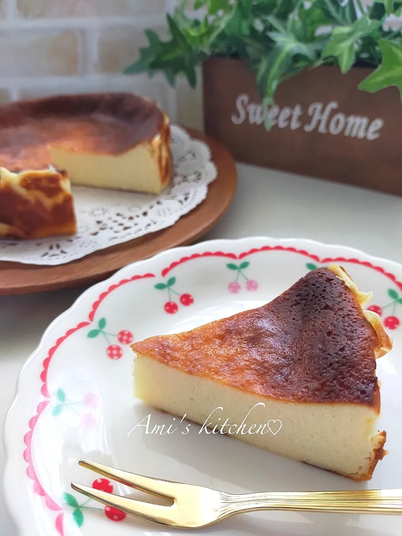 水切りヨーグルトと糀甘酒でバスクチーズケーキ😋|あみさん