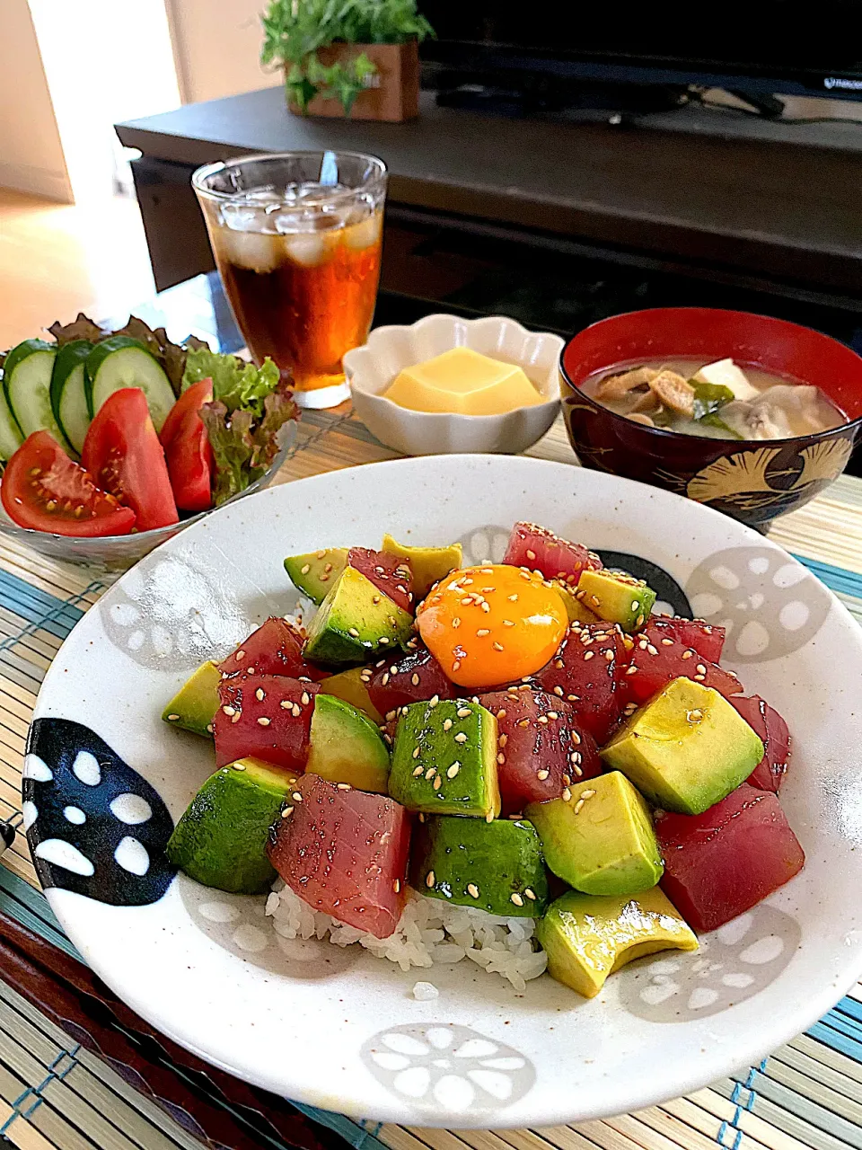 ゆかりさんの料理 ゆかりさんの料理 ポキ丼😋|ゆかりさん