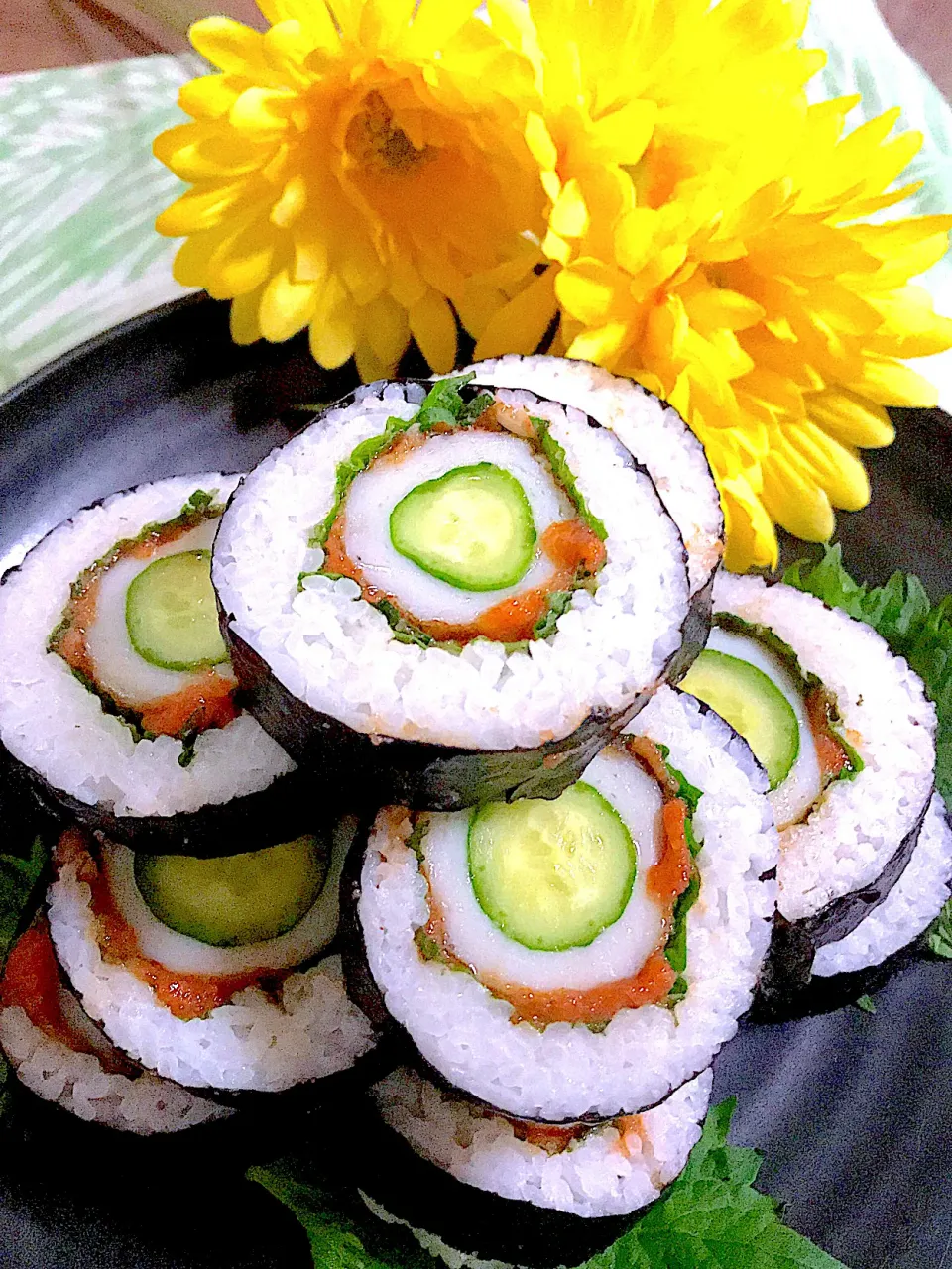 Snapdishの料理写真:ヨッチャンさんの料理 ちくきゅうの明太子海苔巻き💕💕💕|🌺🌺Foodie🌺🌺さん