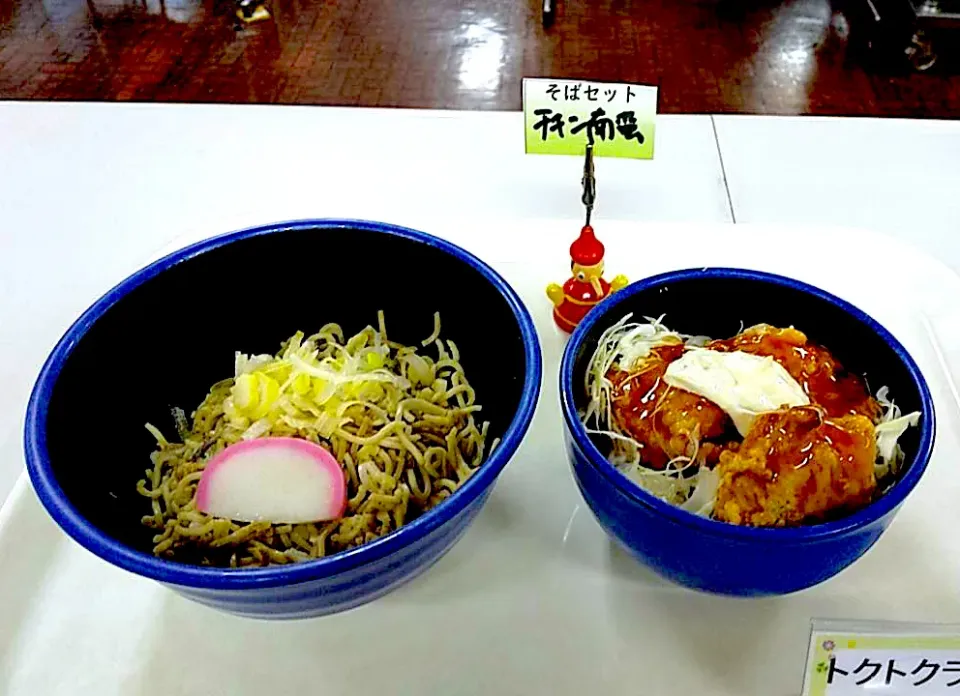 Snapdishの料理写真:そばセット（ハーフチキン南蛮丼）|nyama1さん