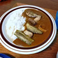 Snapdishの料理写真:トヨタ博物館カレーにナスとエリンギをトッピング🍛|みやこさん