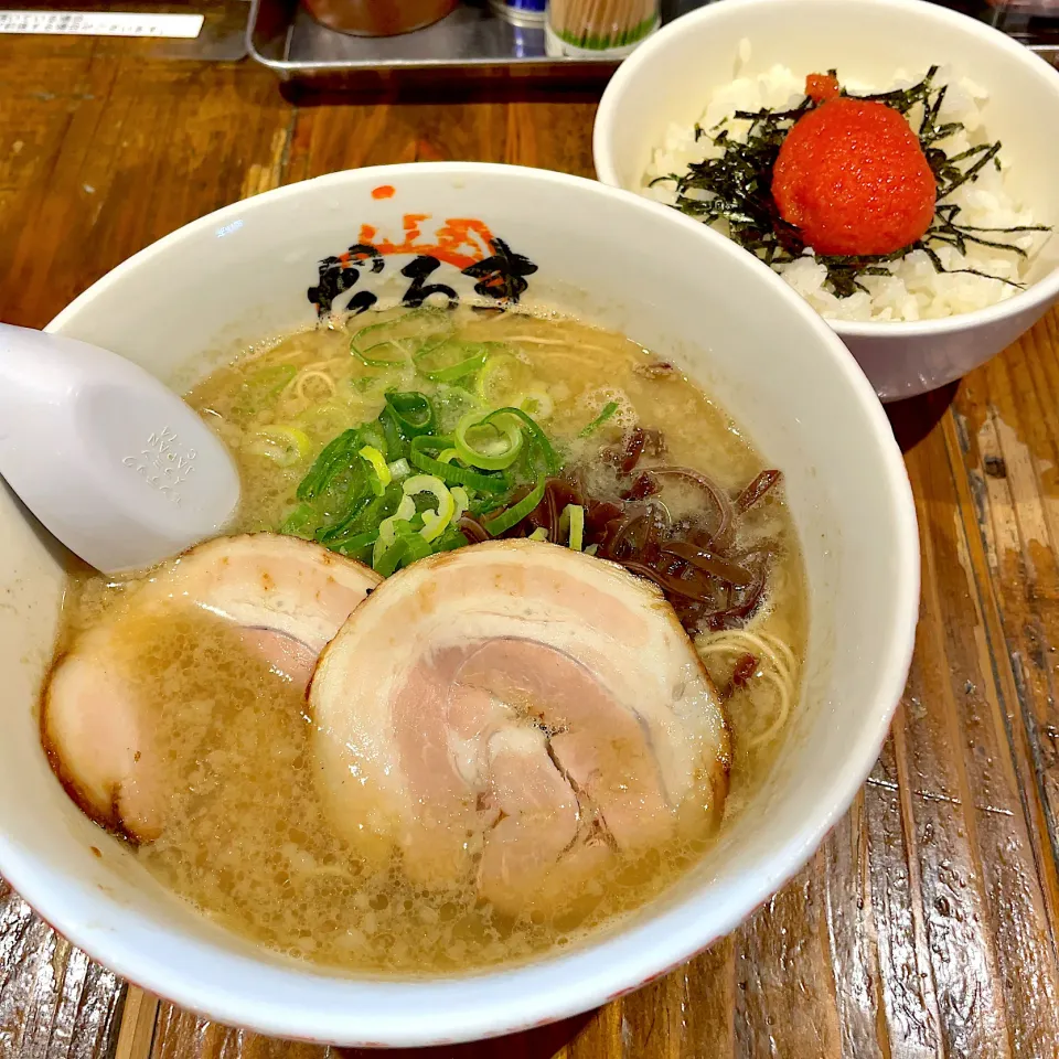 Snapdishの料理写真:ラーメン＋明太子丼|T. Wonderさん