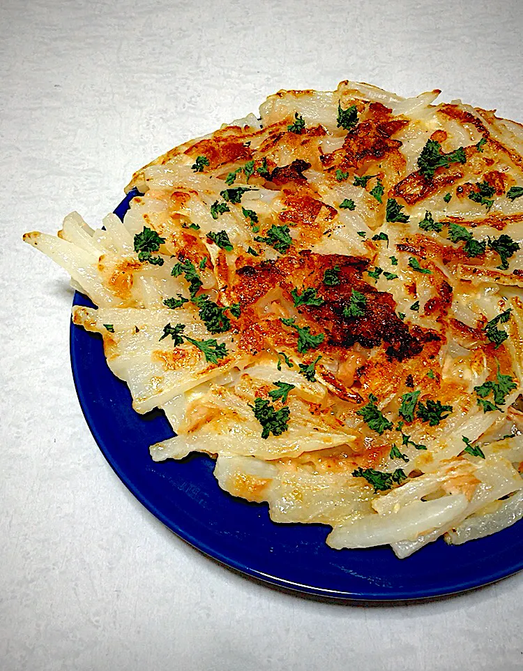 ひとみんΨ(*´∀｀)Ψさんの料理 ガーリック風味で
ツナと大根のハッシュド大根|もっさんさん