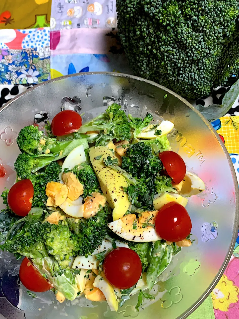 茹で卵とブロッコリーのサラダ🥦|イタパセさん