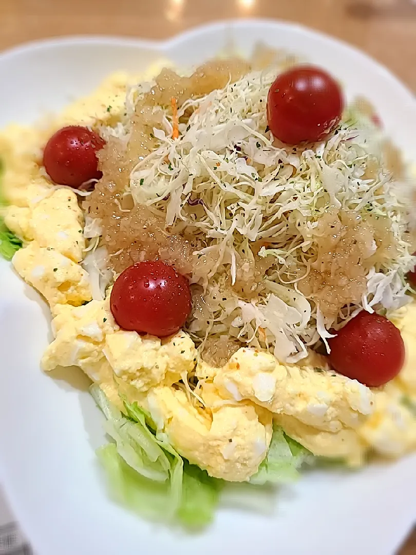 カット野菜でもりもりタマゴサラダ😋🥚|みぽりん♪さん