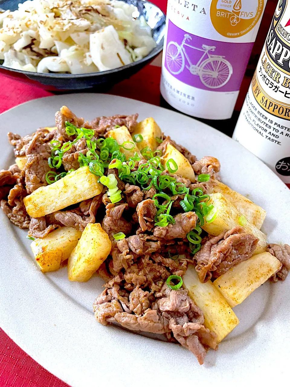 長芋と牛肉のカレーソース炒め🍀|おかちさん