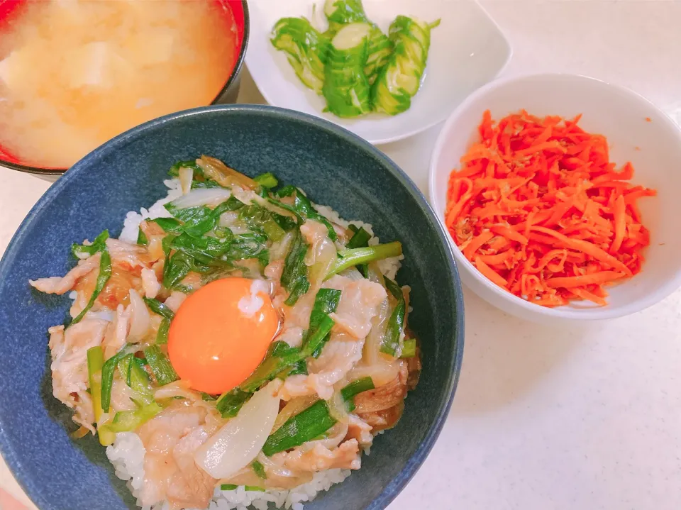 スタミナ丼|ゆおさん