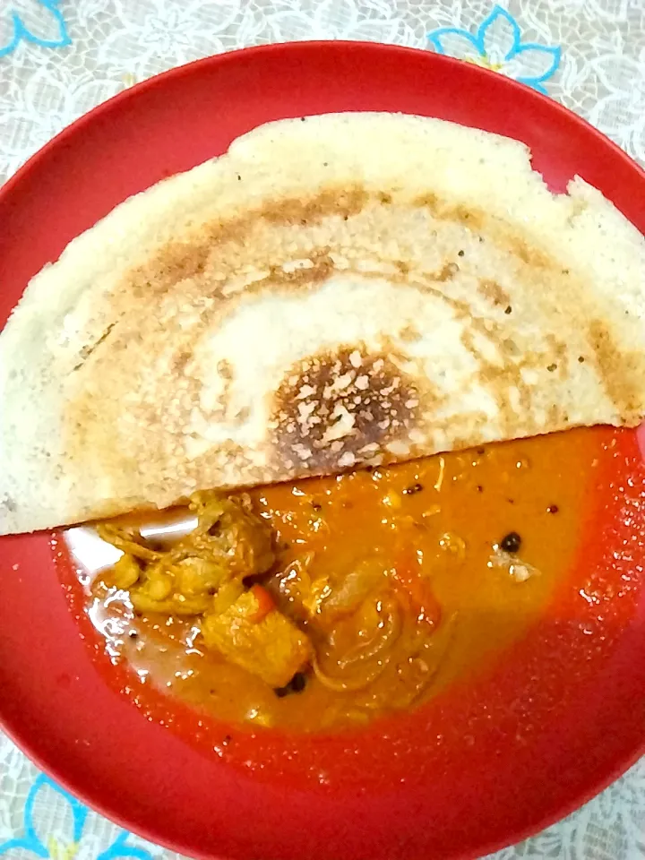 thosai with chicken curry|Jothi Joさん