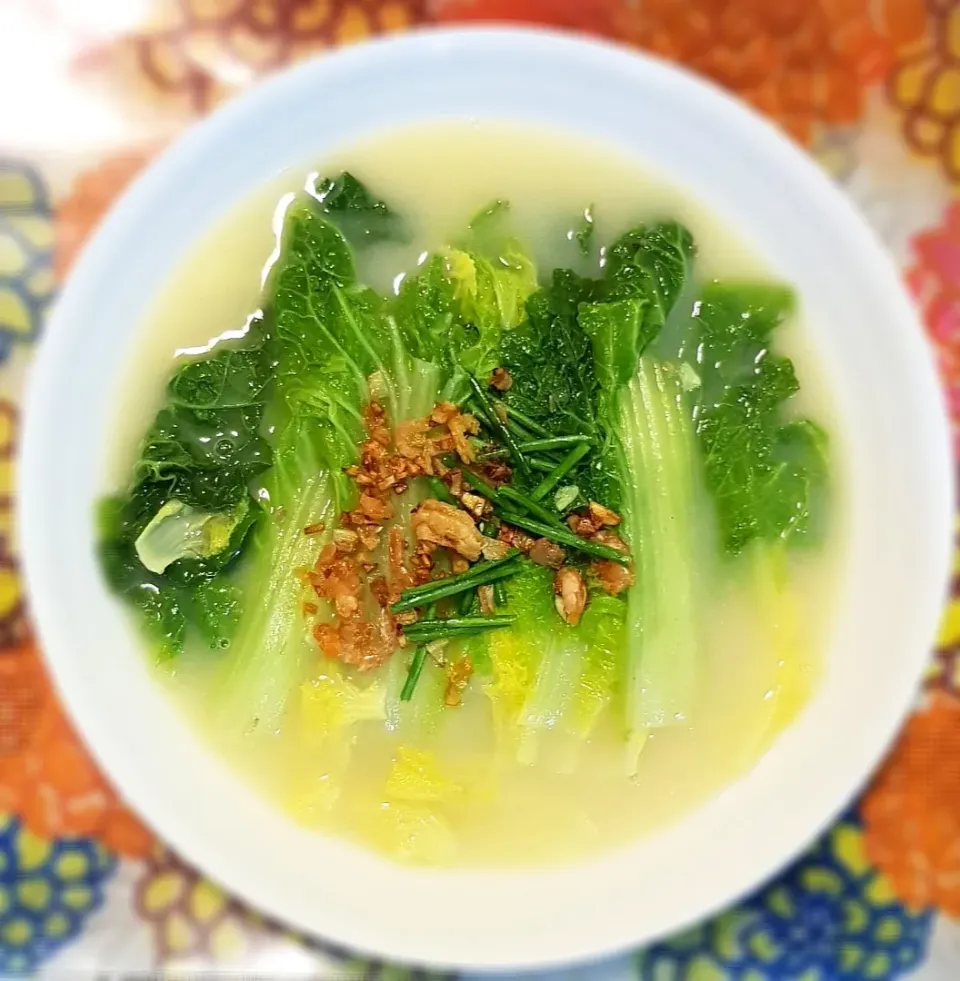 WaWa cabbage in thick chicken broth. Refreshing in this hot weather 🌤🔆

#DCHomeCookedMeal 
#MCOHomeChef|DC🍽 cooking*mamaさん