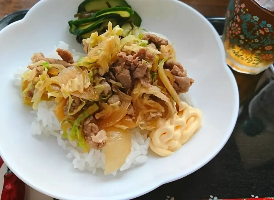 お昼はしょうが焼き丼|しまだ ちえこさん