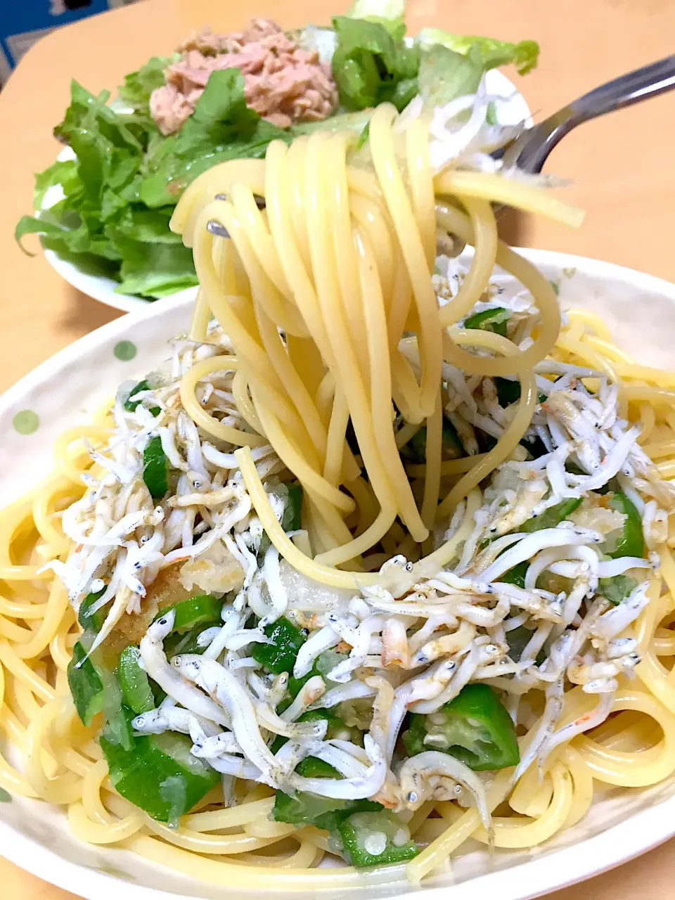 在宅勤務中の男飯(シラスの和風パスタ)|おおもりの星さん