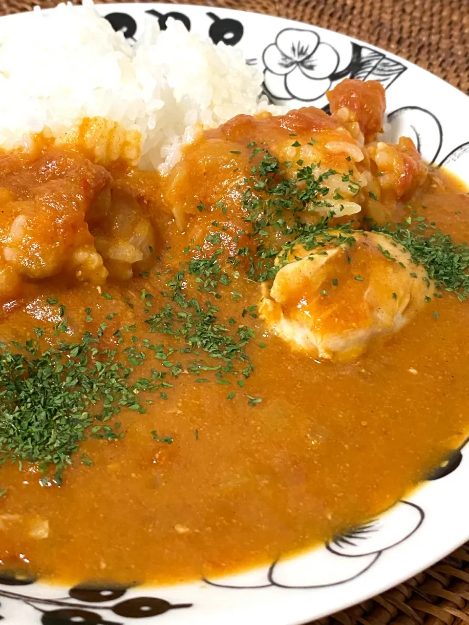 Snapdishの料理写真:チキントマトカレー🍛|pocoさん