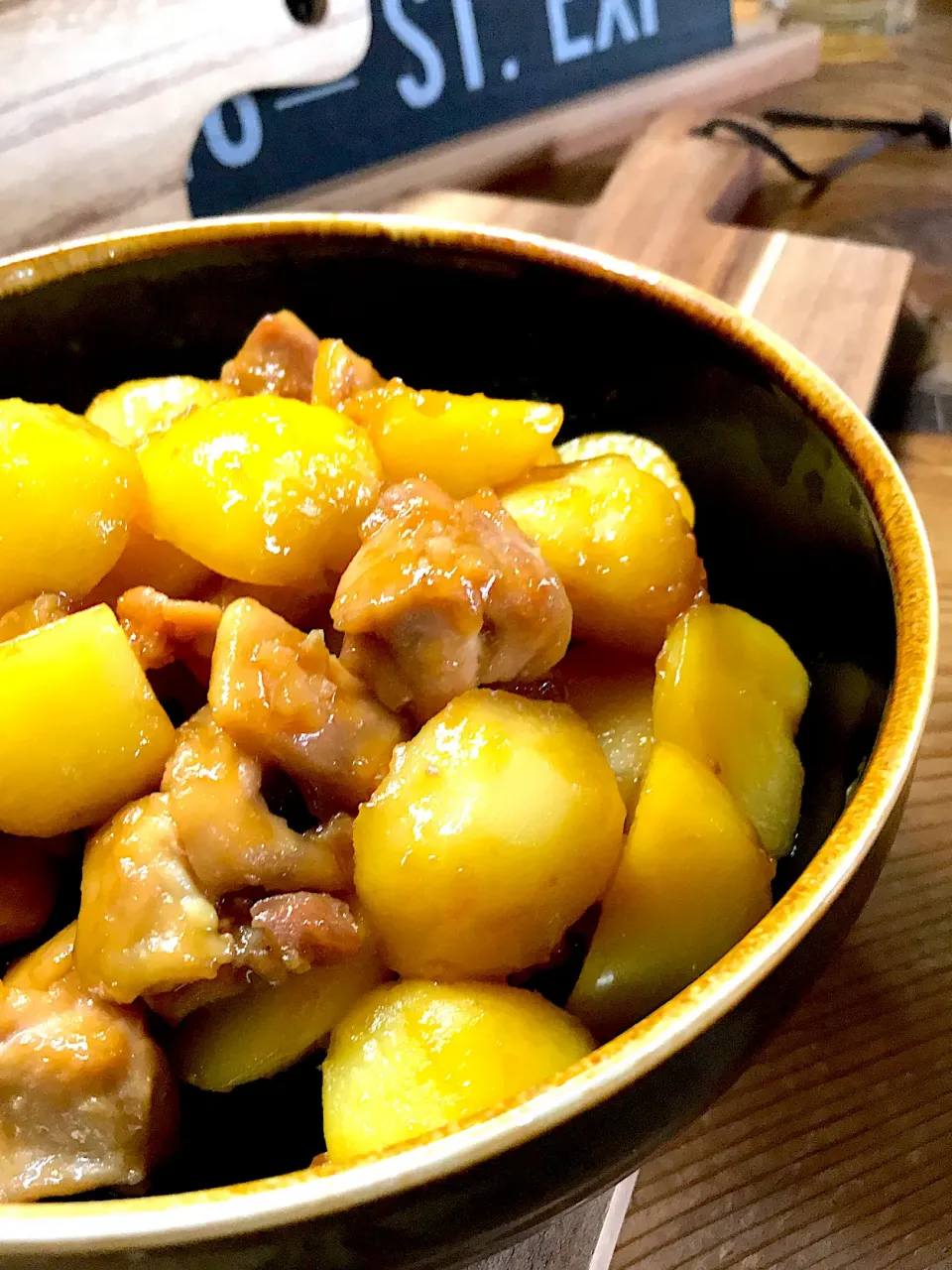 じゃがいもと鶏肉の甘辛煮|真珠きょうだいママさん