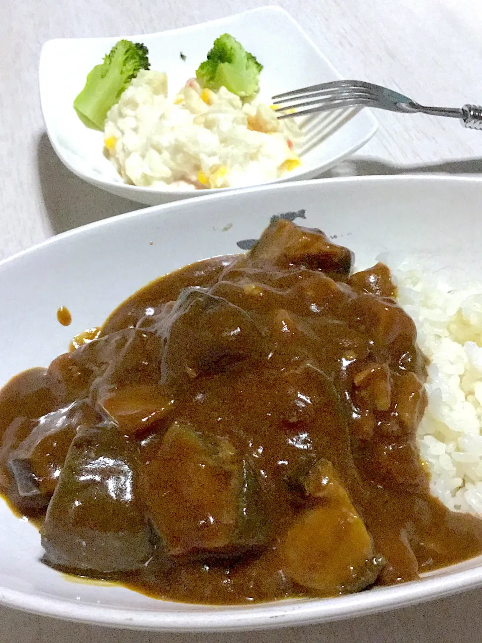 あるもので、ナスカレー、コーンポテトサラダ|Ayaさん