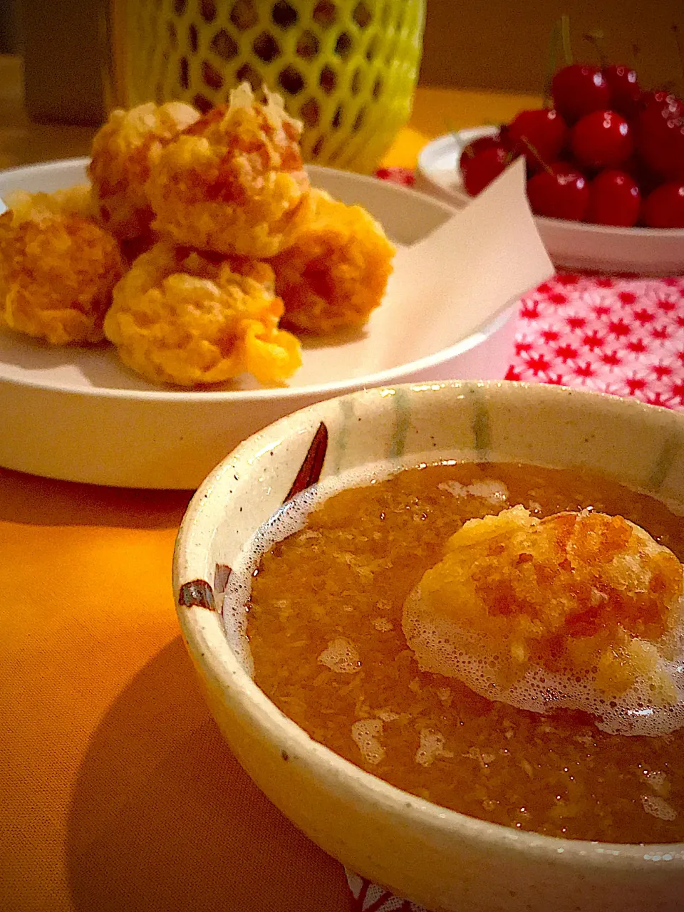 外カリッ中とろっとろ冷凍たこ焼きの天ぷら🐙やけど注意⚠️|サミカさん