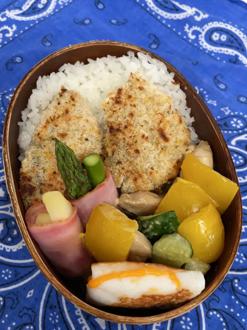 鱈チーズパン粉焼き、鶏モモパプリカマヨカレー味、アスパラベーコン、チーズハンペン|ちあぽんさん