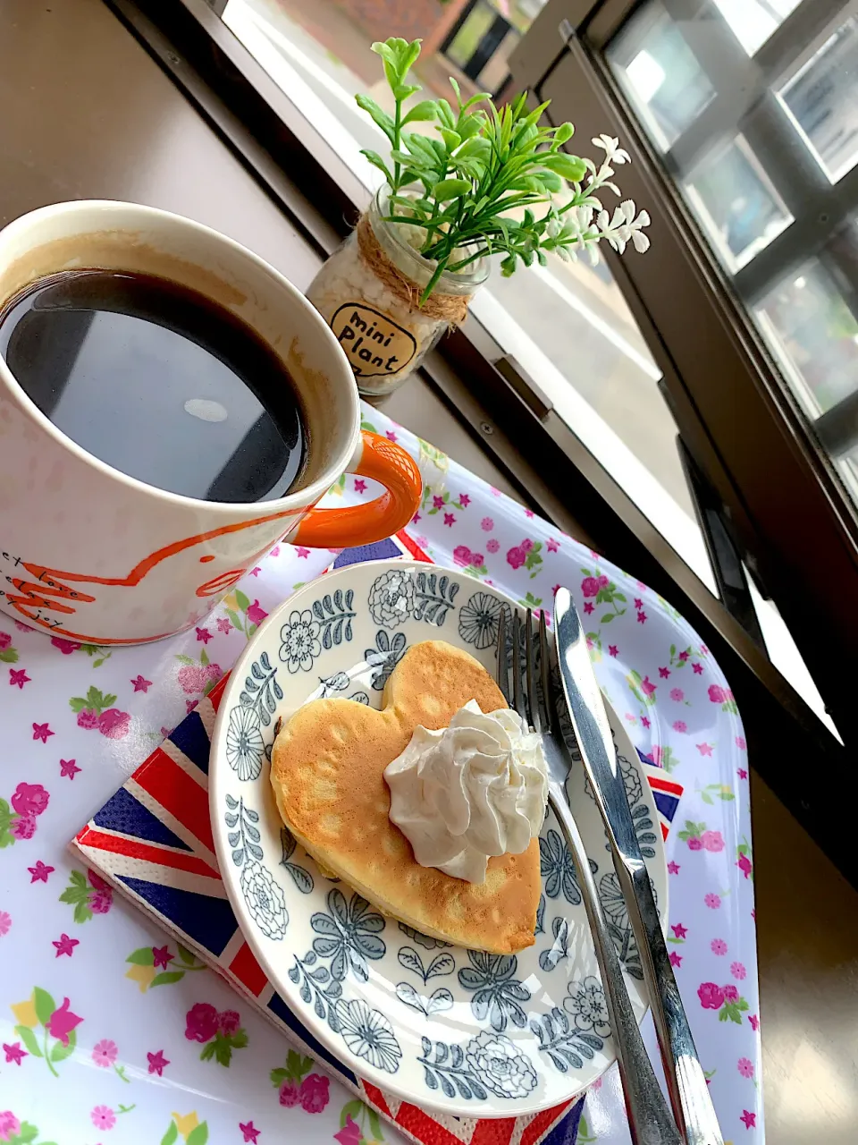 Snapdishの料理写真:パパの朝食👦🏻私の❤を召し上がれ(笑)|ビーグルさん