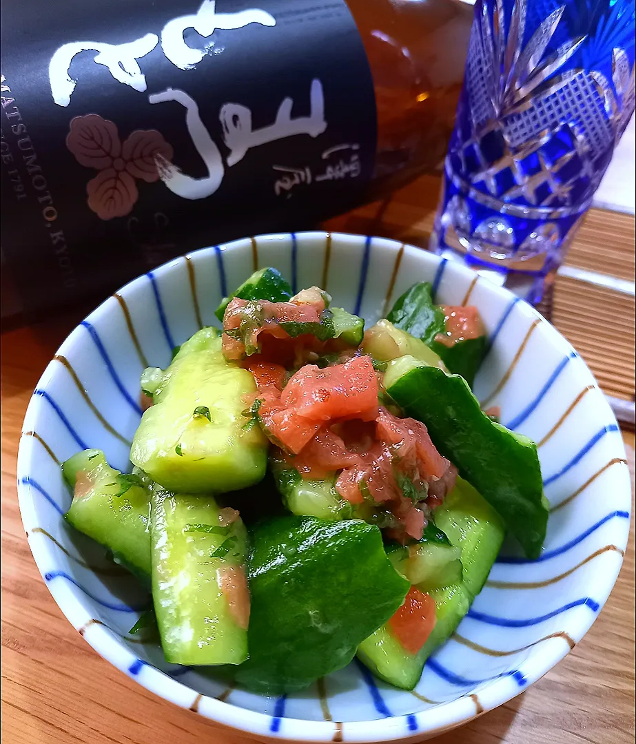 朝採りきゅうりの梅きゅう
胡麻油少～し掛けて日本酒で(^_^)|ナオミさん