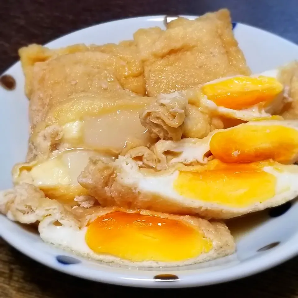 Snapdishの料理写真:たまご巾着と餅チーズ巾着煮|ぱんだのままんさん