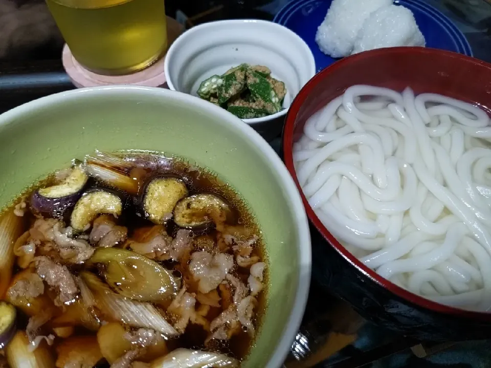 肉汁つけうどん　焼きネギとナス入り
釜揚げ風
オクラのゴマ和え|maaさん