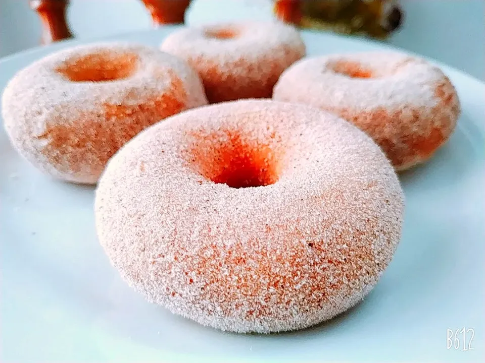 Sugar coated donuts|nusさん