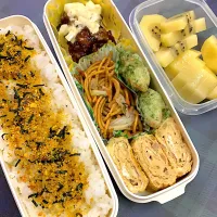 Snapdishの料理写真:今日の息子のお弁当|クローバー🍀さん