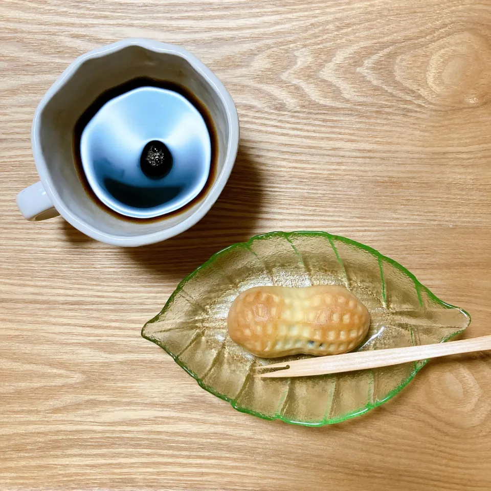 ぴーなっつ饅頭🥜☕️|ちゃみこさん