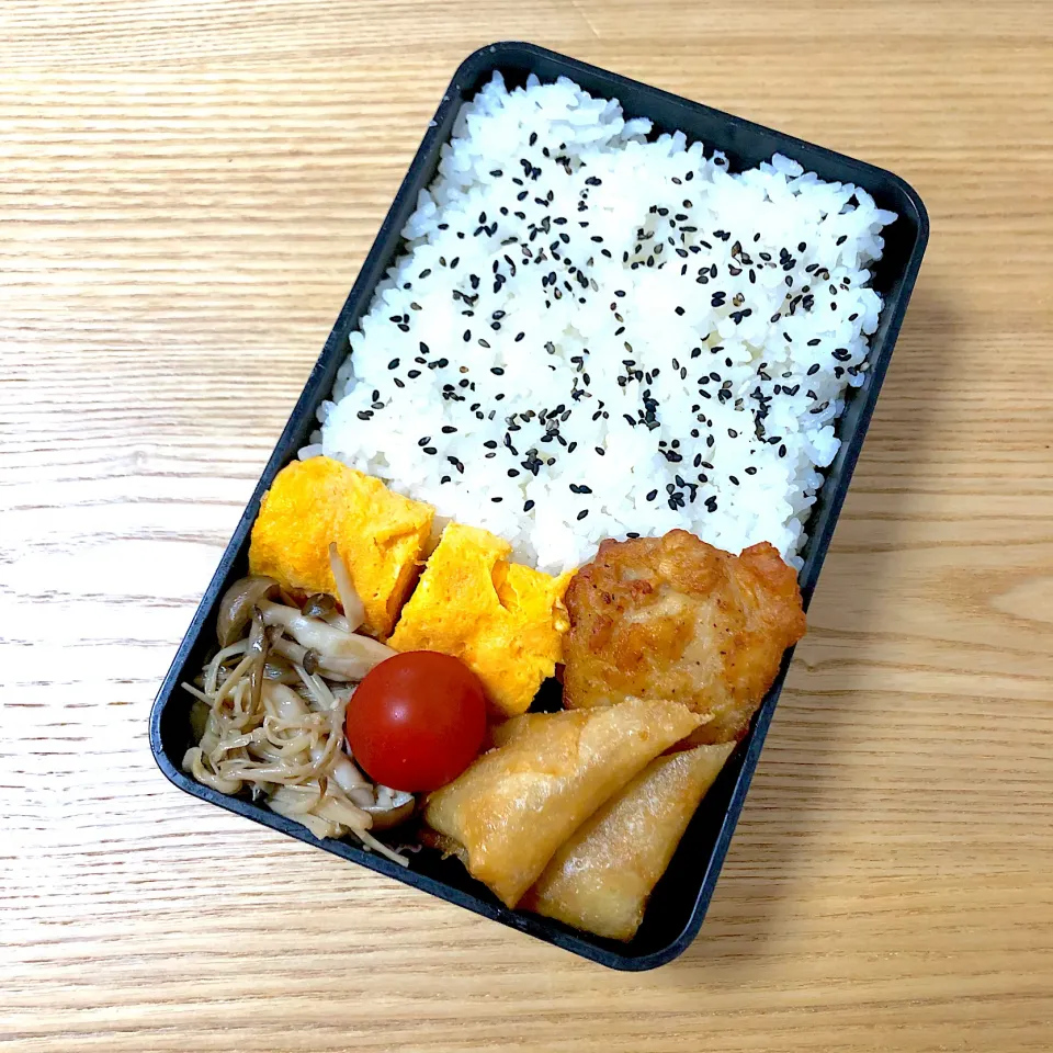 水曜日の旦那さんのお弁当🍙|むさけんさん