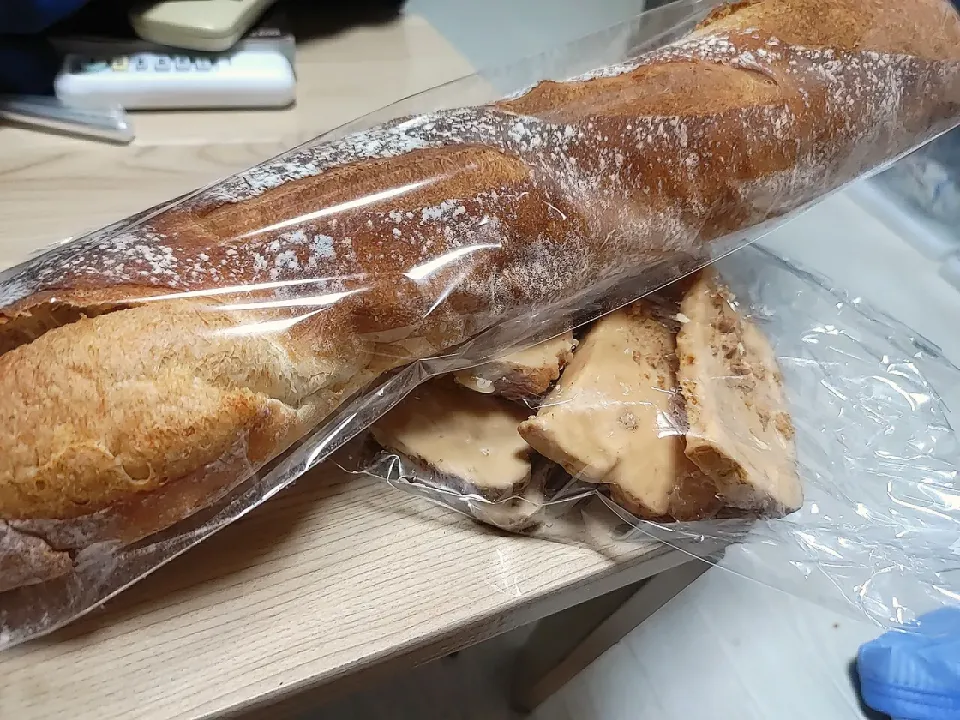 🍞バケットとピーナッツラスク🥖|おてんとさんさん