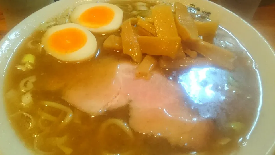 【食べログTOP5000】
 麺 髙はし
らあ麺（600円）
＋メンマ（200円）
＋醤油玉子（80円）
@赤羽6分
21132|大脇さん