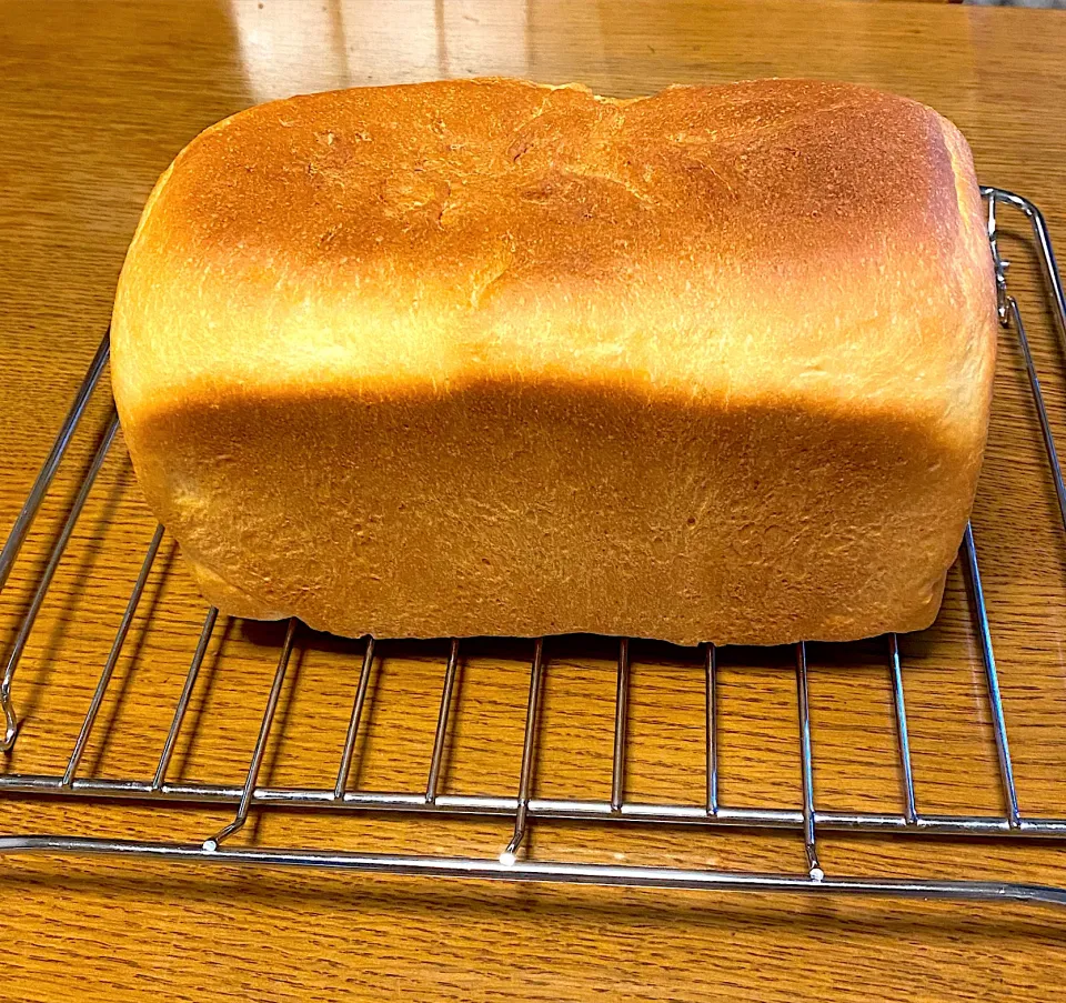 コーヒーマーブル食パン🍞|夏果さん