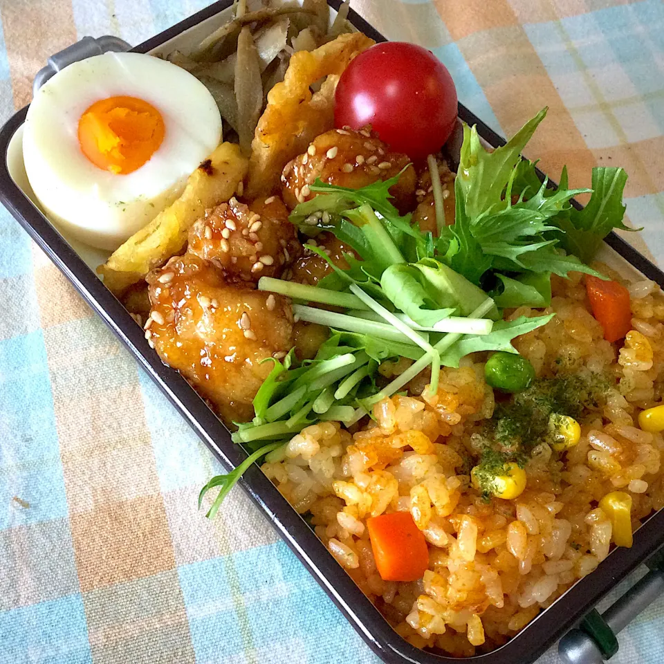 カレー炒飯と甘辛チキン　長女のJKべんと|yukoさん