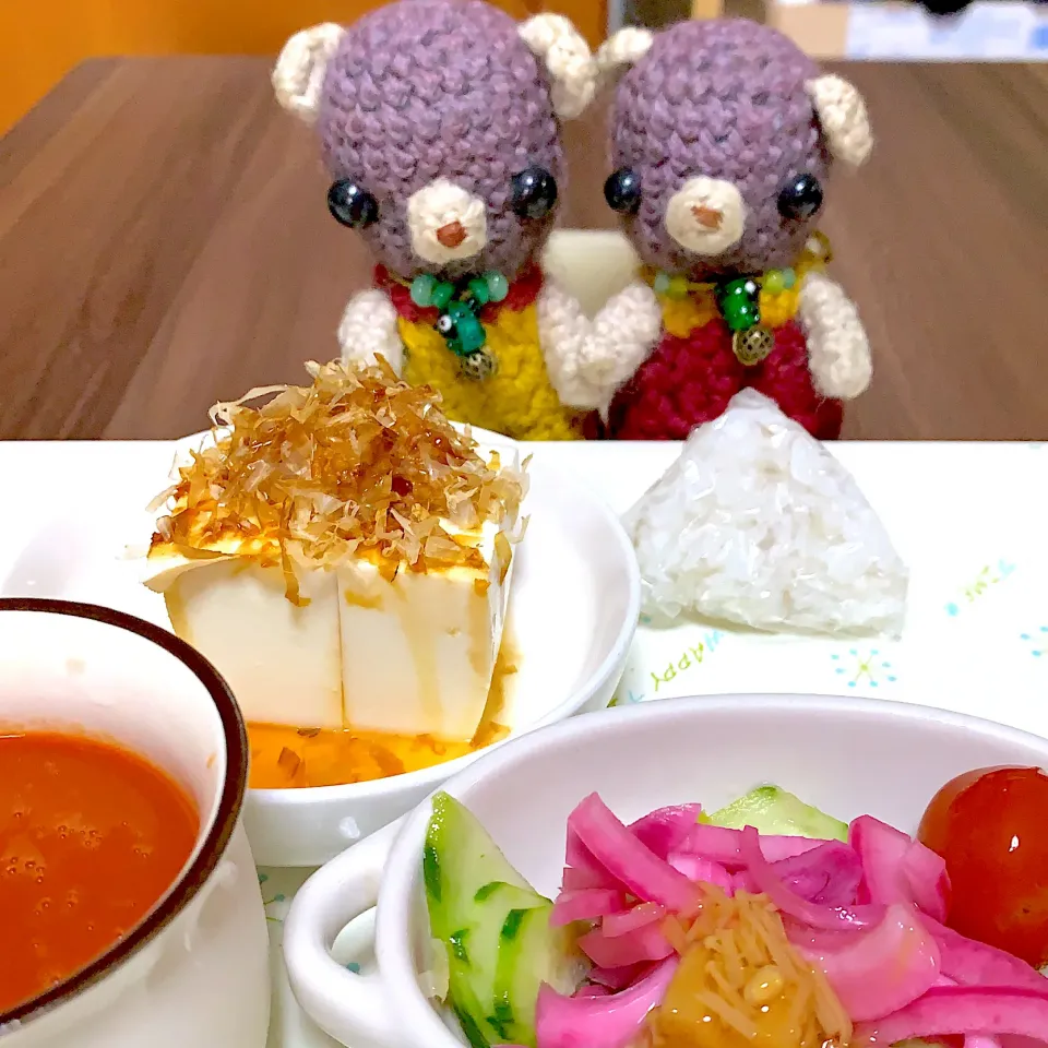 Snapdishの料理写真:冷奴がどうしても食べたかったお昼ご飯(*´∇｀*)|chagashiさん