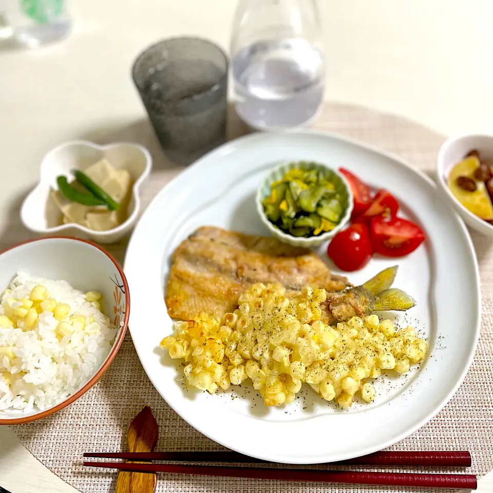 Snapdishの料理写真:6/24晩ご飯：ホワイトコーンの天ぷら|ななみんさん