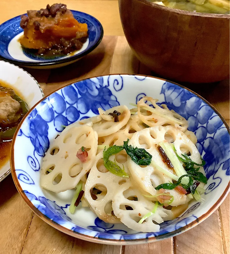 レンコンの塩（昆布）きんぴら	きんぴらですが塩昆布で味付け😊　さっぱり系です|みずはらさん