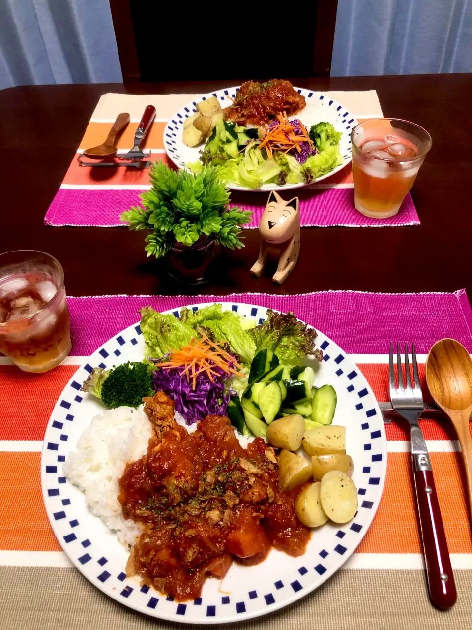 Snapdishの料理写真:昨日の夕食🐓🍅🥗🍴|chiezooさん