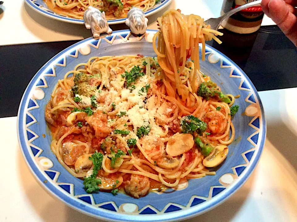 海老🦐とブロッコリー🥦のトマトクリームソース🍅のパスタ🍝|Takeshi  Nagakiさん