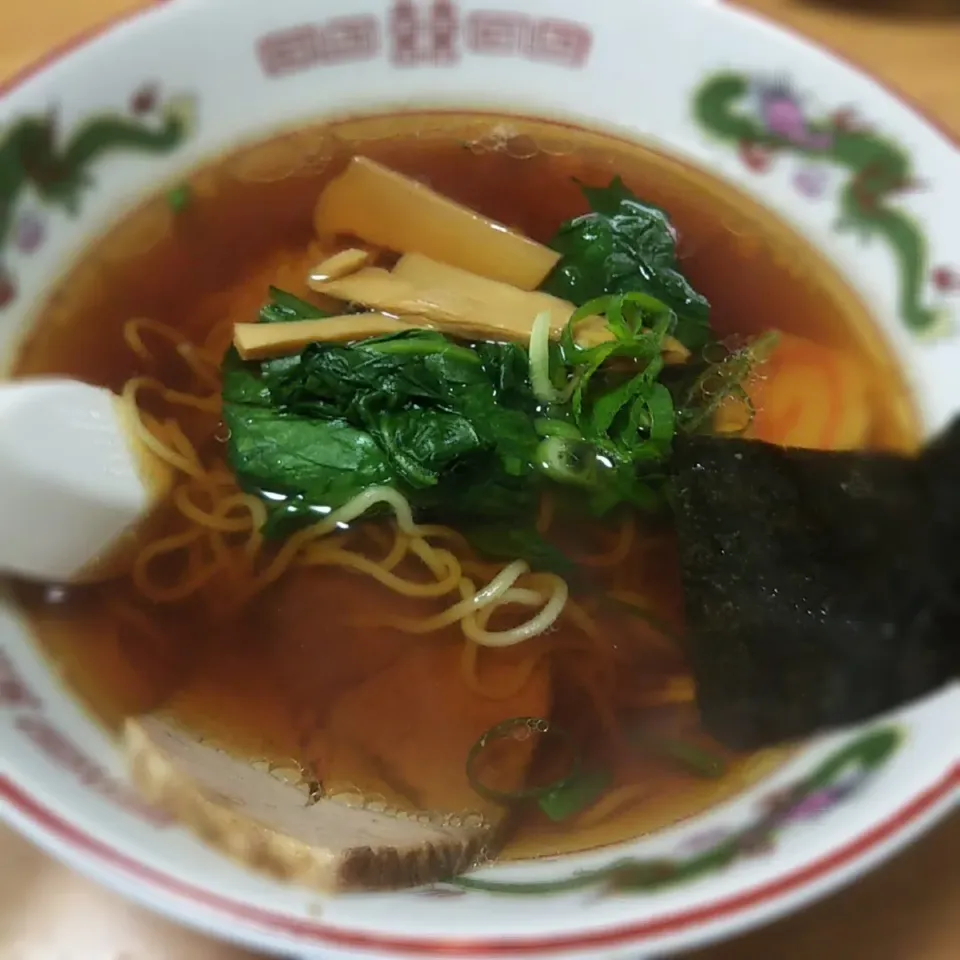 Snapdishの料理写真:醤油ラーメン|歌津八番クリニックさん