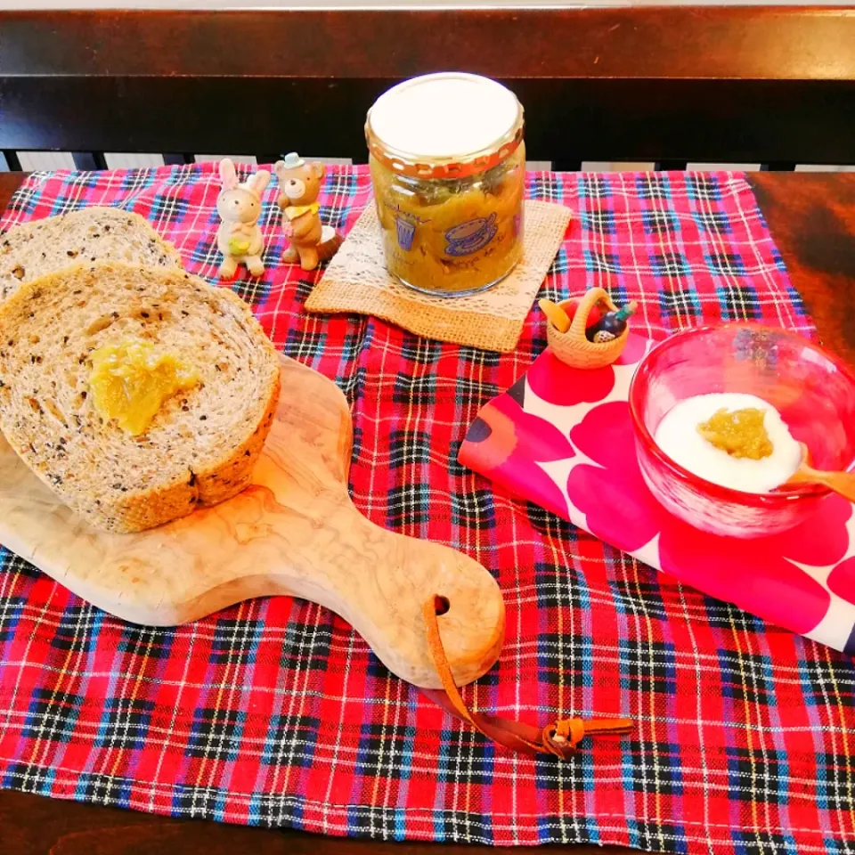 Snapdishの料理写真:ルバーブジャム🍀|naonaomimichanさん