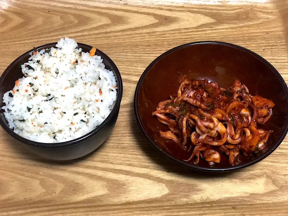 ☆混ぜご飯 ☆イカの食べるラー油炒め|まぁたんさん