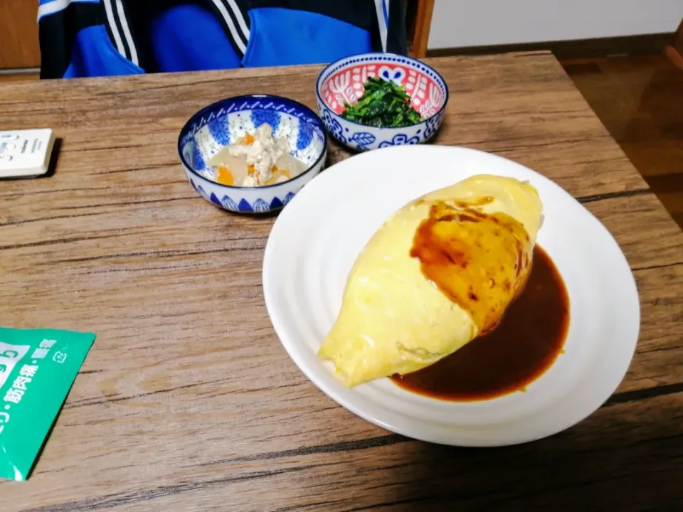 昨日の炊き込みご飯のリメイク、ほうれん草ソテー、3日目のけんちょう。|ariyo4200さん