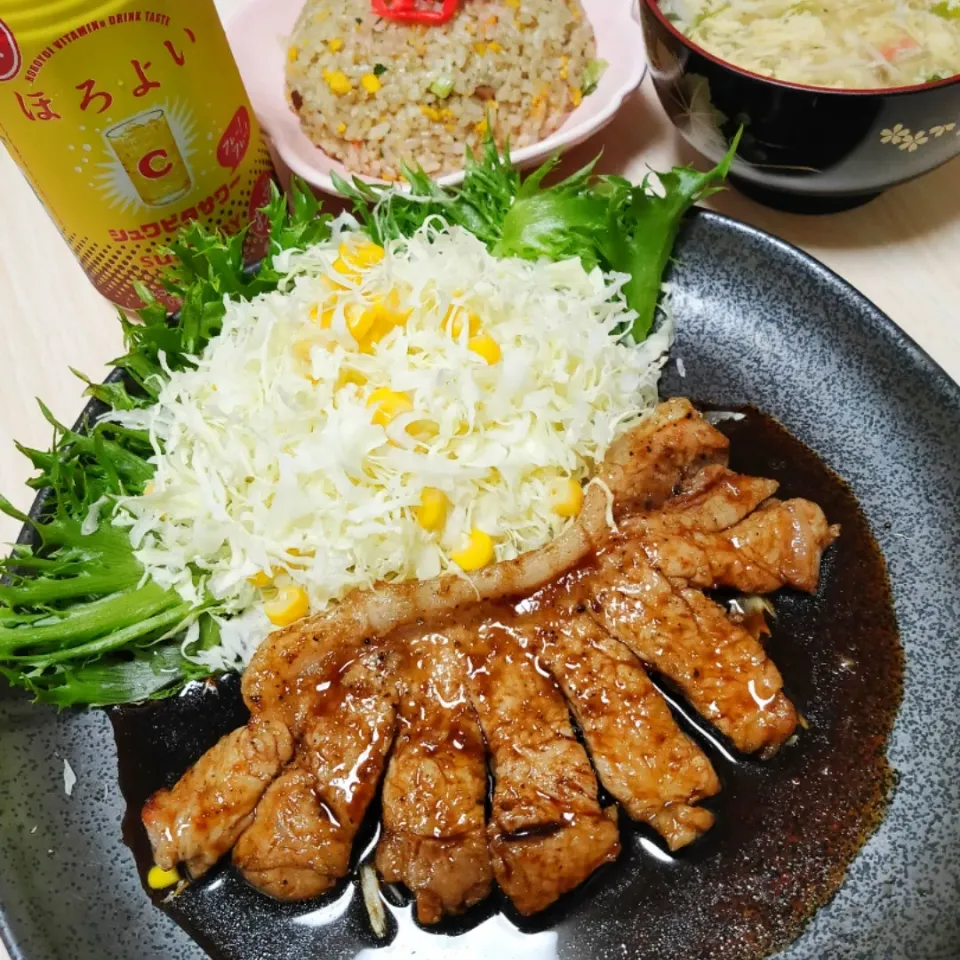 Snapdishの料理写真:夕食 (๑•🐽•๑)トンテキ
ダーリンと一緒に作ったぉー！
⸜( * ॑꒳ ॑*)⸝⸜(* ॑꒳ ॑* )⸝|キャサリンさん