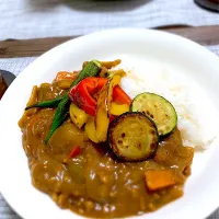 Snapdishの料理写真:夏野菜カレー☆|Syk___さん