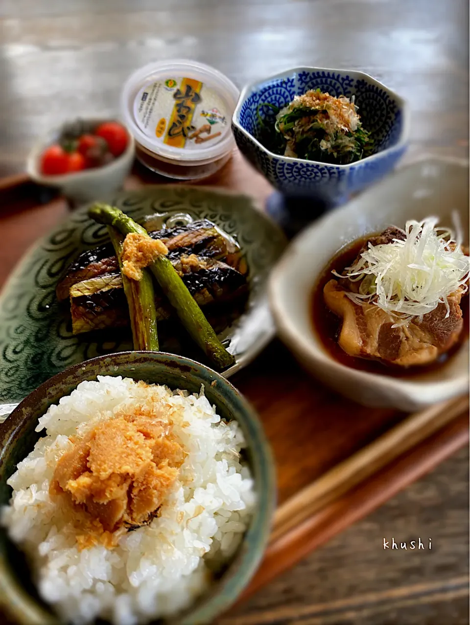 山わさび丼の和定食🥢〜オカヒジキ・焼き茄子🍆と焼きアスパラの酢生姜かけ・豚肩ロース🐽の角煮〜|KOZUEさん