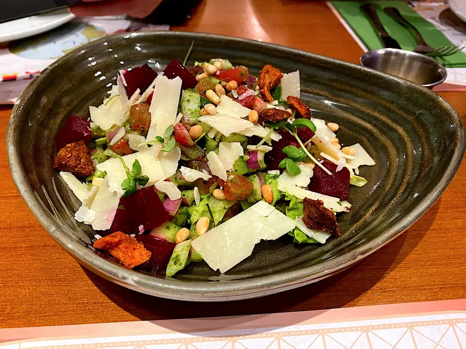 House chopped salad|skyblueさん